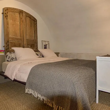 Pet Friendly In Sur Lussan With Kitchen Fons-sur-Lussan